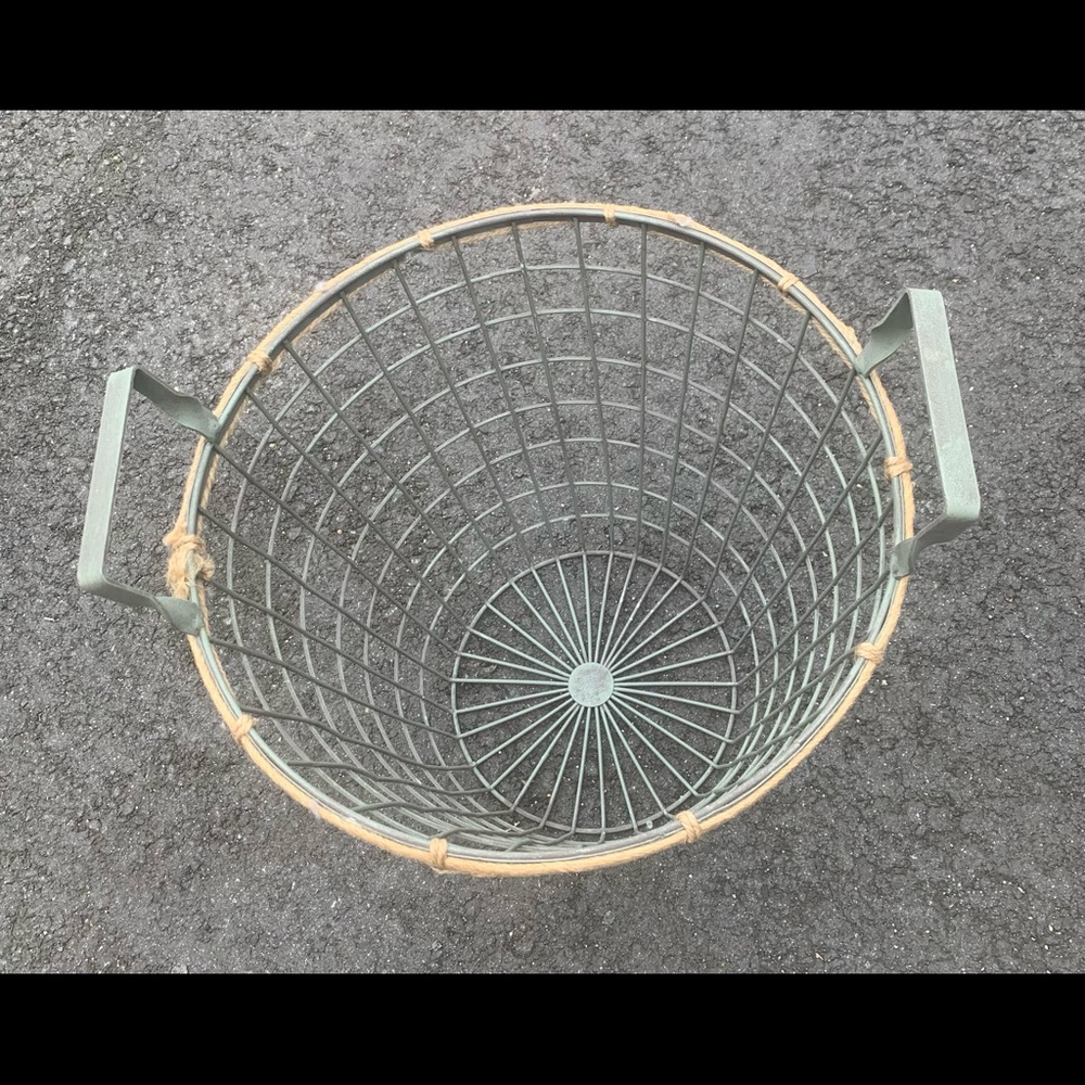 Wire Primitive Garden Planter Flower Planter Country Rustic Farmhouse